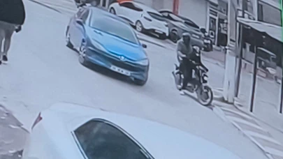 İzmir’deki silahlı kuyumcu soygunu kamerada
