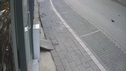 Tokat’ta otomobil markete girdi: 2 yaralı