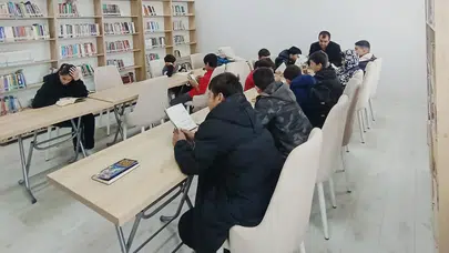 Ağaçören’de ilim yolculuğu: Öğrenciler kütüphanede kitapla buluştu