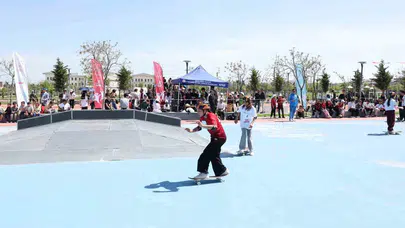 Eyyübiye’de adrenalin dolu final: Genç kaykaycılar Türkiye şampiyonası için ter döktü