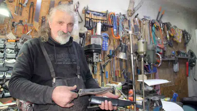 40 yaşında başladığı çıraklıkta usta oldu: Giresun’un asırlık bıçak mirasını elleriyle yaşatıyor
