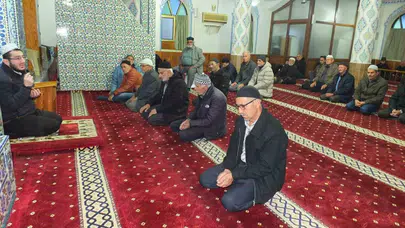 Burhaniye’de sabahın bereketi Börezli’de paylaşıldı: Manevi iklimde buluştular