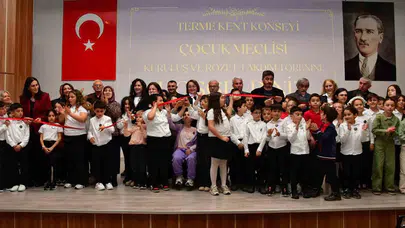 Terme’de yönetim artık çocuklara emanet: 50 minik başkan kolları sıvadı