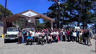 41 yıllık dostluk Kaz Dağları’nda tazelendi: Çankırı mezunları Edremit’te buluştu