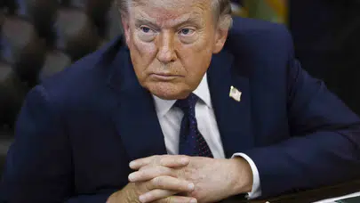 Trump'tan İslamabad hamlesi: İran heyetiyle görüşme planını tek kalemde sildi