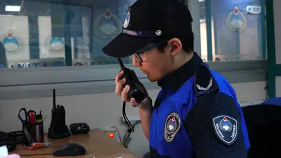 Turgutlu'da zabıta koltuğu çocuklara kaldı: Denetimlerdeki ciddiyetleri herkesi şaşırttı