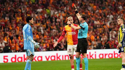 Derbide çifte şok: Fenerbahçe hem kaybetti hem de yıldızlarını kaybetti