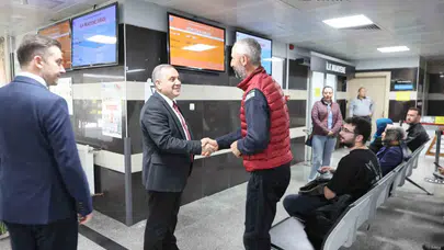 Rektör Altun'dan Diş Hekimliği'ne yakın markaj: Hem hastaları dinledi hem çalışmaları yerinde inceledi