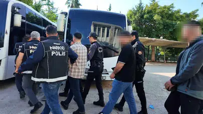 Mersin’de zehir tacirlerine ağır darbe: Milyonluk vurgun yapan şebeke çökertildi