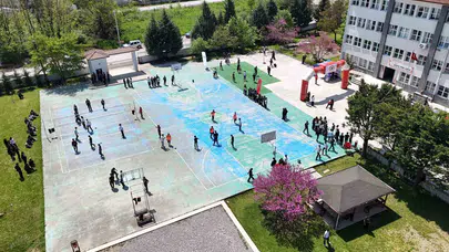 Düzce’de spor rüzgarı: Fen Lisesi öğrencileri hem yarıştı hem eğlendi