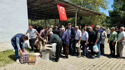 Çan’da geleneksel buluşma: 2 bin kişi aynı sofrada bereket için dua etti