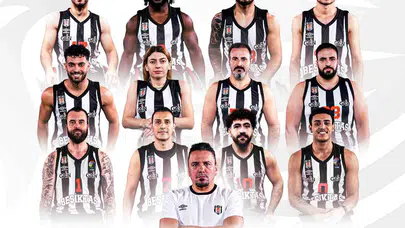Avrupa'nın zirvesinde siyah-beyaz rüzgar: Beşiktaş kupayı İstanbul'da kaldırdı