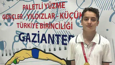 Havuzun altın çocuğu kürsüye çıktı: Elazığlı Alp Eren Türkiye’nin zirvesine yerleşti