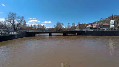 Kars’ın tarihi dokusuna beton gölge: Vali Polat’tan köprü için radikal çıkış