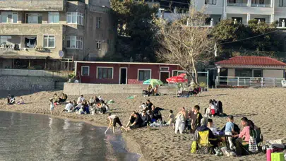 Zonguldak’ta bahar coşkusu: Sahiller doldu taştı, vatandaşlar güneşin keyfini çıkardı