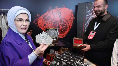 Mardin’in gümüşten ince işçiliği İstanbul’da: Emine Erdoğan’dan telkari standına yakın markaj