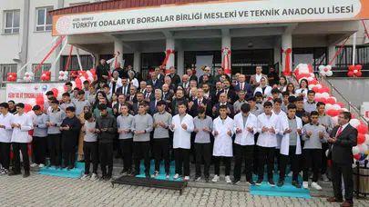 Ağrı’da mesleki eğitim hamlesi: TOBB imzalı okul kapılarını öğrencilere açtı
