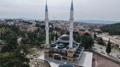 Gördes’te hayırseverlere çağrı: Bin kişiyi ağırlayacak dev eser tamamlanmayı bekliyor