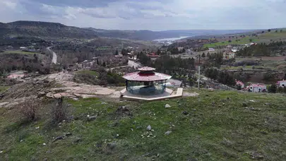 Sivas’ın manevi nöbetçisi: Hakim tepedeki türbe ziyaretçi akınına uğruyor