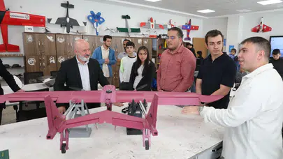 Geleceğin mühendisleri Kocasinan’da yetişiyor: İnovasyon merkezinde teknoloji rüzgarı