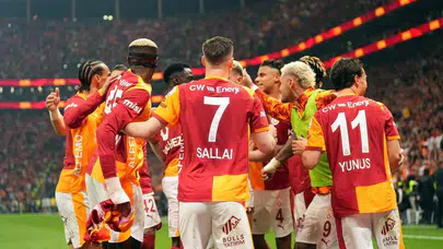 RAMS Park'ta sessizlik bozuldu: Galatasaray ezeli rakibine karşı hasretini 3 golle dindirdi