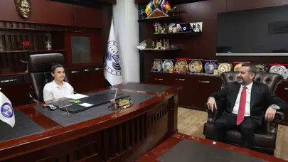 Başkanlık koltuğunda minik başkan dönemi: Elazığ’da 23 Nisan coşkusu
