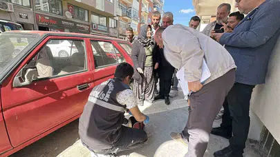 Kapı önünde bir anlık dalgınlık pahalıya patladı: Yaşlı kadının altın dolu çantasını böyle çaldılar