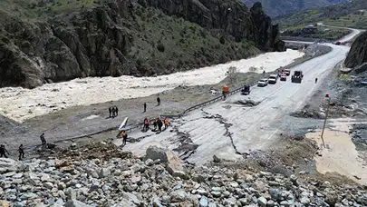 Hakkari-Van hattında ulaşım yeniden başladı: Sürücülere kritik uyarı geldi