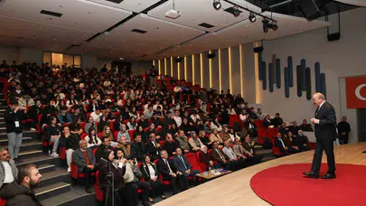 Düzce’nin yeni vizyonu gençlerin omuzlarında: Başkan Özlü’den 3 yıllık büyük hedef