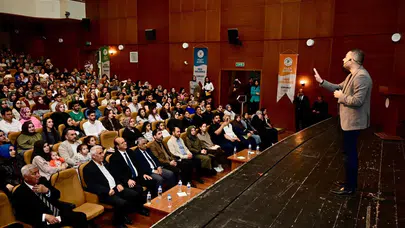 Çocuğunuzu gerçekten duyuyor musunuz? Uzmanından ailelere "tükenmişlik" uyarısı