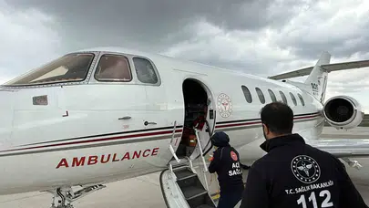 Minik Öznur hayata tutunmak için kanatlandı: Ambulans uçakla Elazığ’a taşındı