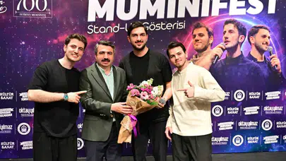 Yıldırım’da kahkaha tufanı: Müminifest salonu dolduranları gülmekten kırdı geçirdi
