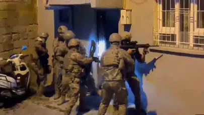 Şanlıurfa’da zehir tacirlerine darbe: 13 kişi demir parmaklıklar ardında