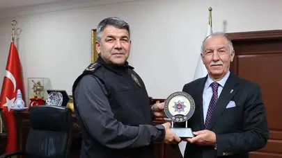 Erzurum'da güvenli ticaretin anahtarı: Esnaf ve polisten ortak huzur mesajı