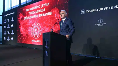 Turizmde "istikrar adası" vurgusu: Gelirler 9,8 milyar dolara ulaştı