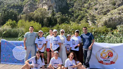 Dalyan’da raketler doğa için sallandı: Masa tenisi salonlardan taştı