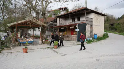 Burdur’dan Çameli’ye turistik çıkarma: Sakin şehrin büyüsüne kapıldılar