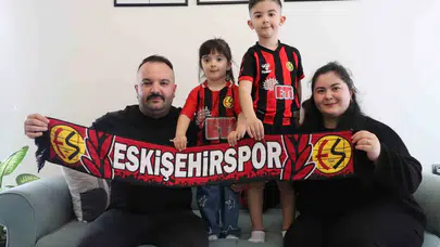 Su tabancası hayalini şampiyonluk uğruna rafa kaldırdı: 5 yaşındaki taraftarın fedakarlığı şehri ayağa kaldırdı