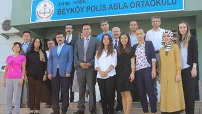 Öğretmenlere yazılan o mektup okulun duvarlarında yankılandı: Siz ayakta kaldıkça biz de güç buluyoruz