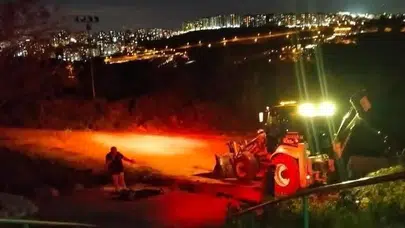 Kocaeli'de korkutan kaza: Kazı sırasında doğal gaz borusunu patlattı, gazdan zehirlenen operatör baygınlık geçirdi