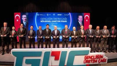 Gençlerin kariyer rotası Konya’da çiziliyor: İKAF’26 kapılarını dev bir üretim vizyonuyla açtı