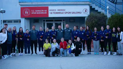 Düzce’nin voleybol gururu: Altyapıdan gelen şampiyonluk 2. Lig’e taşıdı