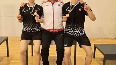 Erzincan’ın gururu oldular: Badmintonun genç yıldızları Avrupa’da zirveye ambargo koydu
