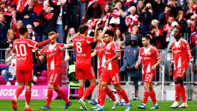Almanya'da zaferin adresi değişmedi: Bayern Münih şampiyonluk kupasını erkenden garantiledi