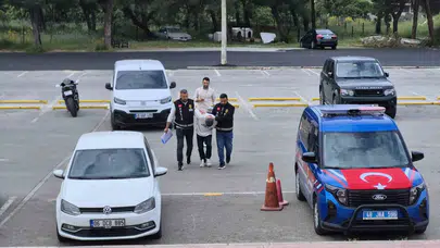 Bodrum’da dehşet anları: Evinin önünde pusu kurup eski sevgilisini bıçakladı