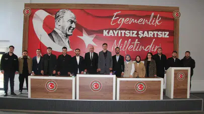Zonguldak siyasetinde gençlik rüzgarı: Necdet Karaveli’den geleceğin mimarlarına tam destek
