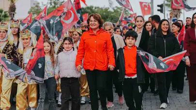 Didim’de 23 Nisan coşkusu: Sokaklar bayram yerine döndü
