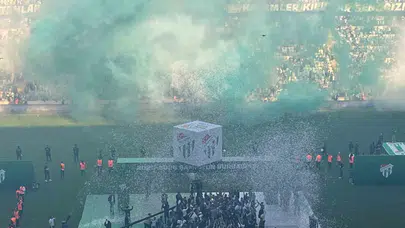 Timsah yeniden zirvede: Bursa’da şampiyonluk coşkusu stadyuma sığmadı