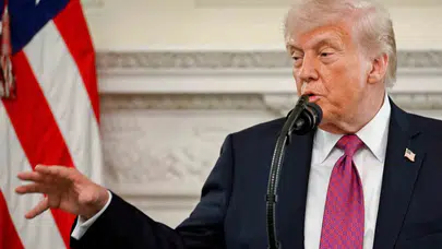 Trump'tan Tahran'a rest: Kum saati tersine dönüyor, sabrım tükenmiyor