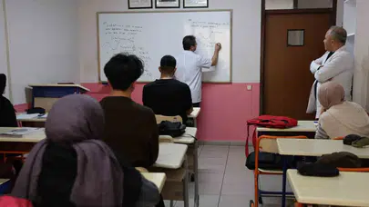 Çocuğunuzun taklit yeteneği gelişim mi yoksa tehlike mi: Uzmanından kritik uyarı